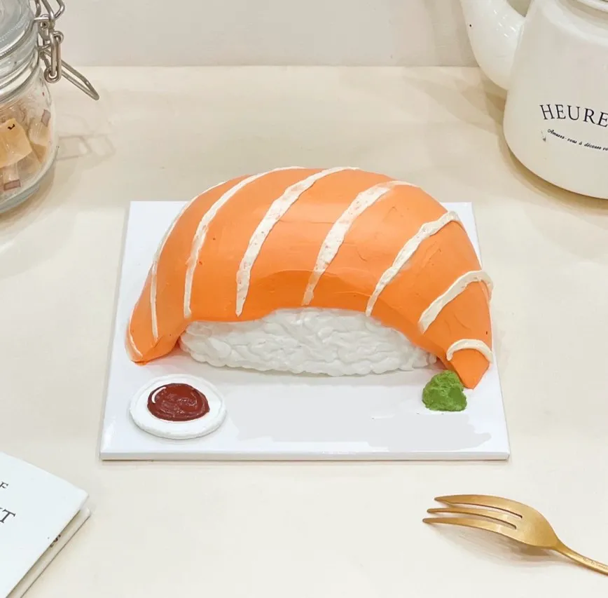 サーモン寿司ケーキ