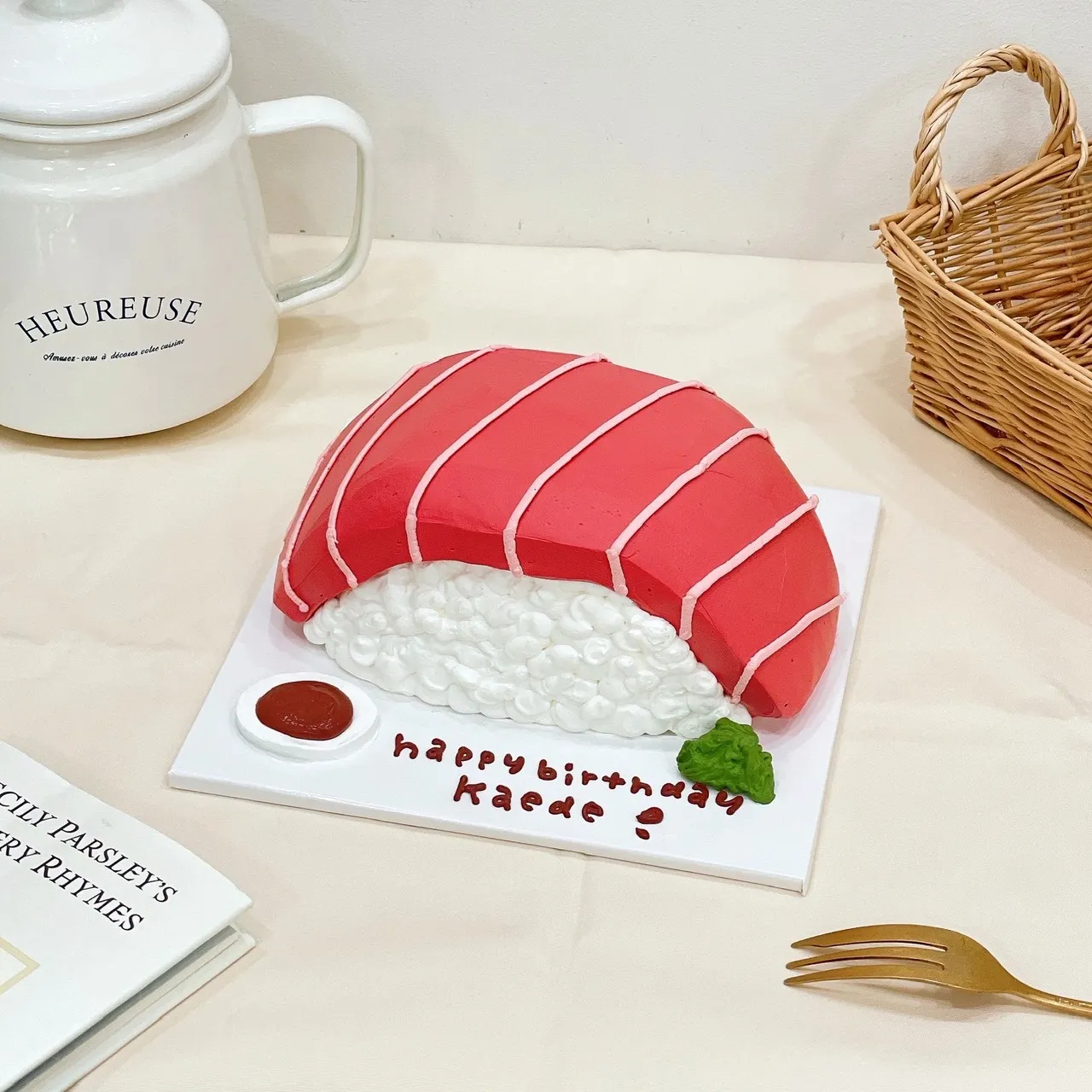 マグロ寿司ケーキ